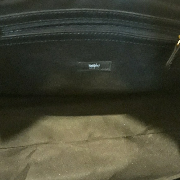 Purse - Picture 5 of 8